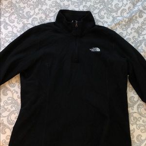 Women’s Northface Quarter Zip